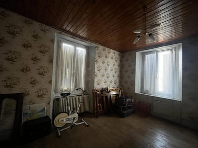 Maison - 159 m² - 7 pièces