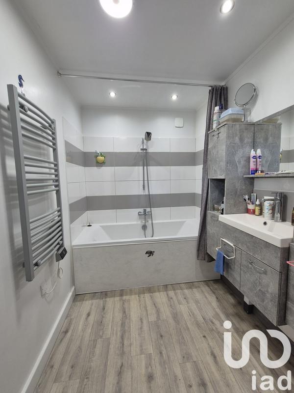 Maison - 192 m² - 6 pièces