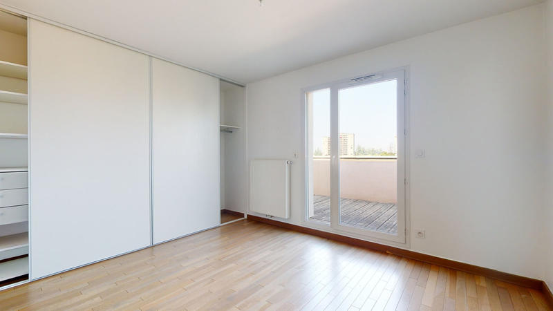 Appartement - 115 m² - 5 pièces