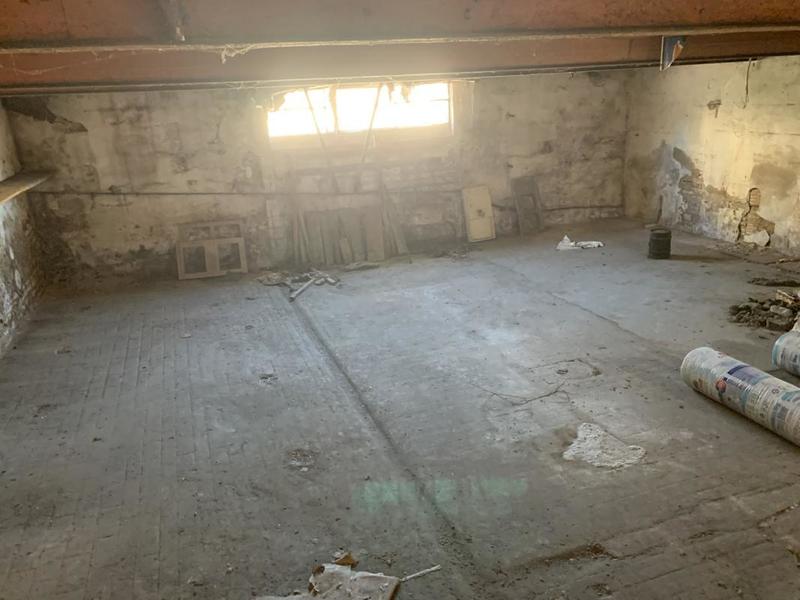 Maison - 648 m² - 11 pièces