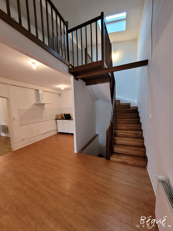 Appartement - 95 m² - 3 pièces