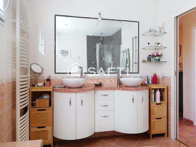 Maison - 150 m² - 6 pièces