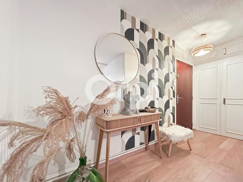 Appartement - 92 m² - 4 pièces