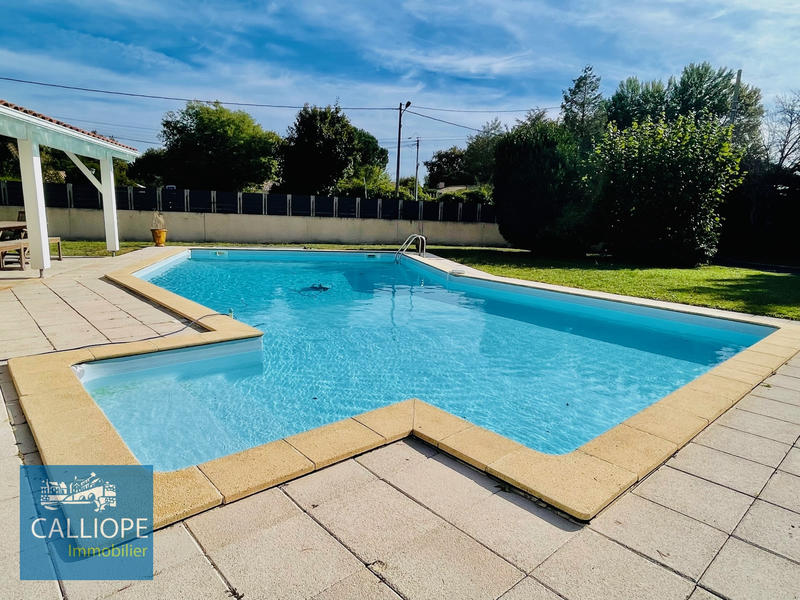 Maison - 166 m² - 7 pièces