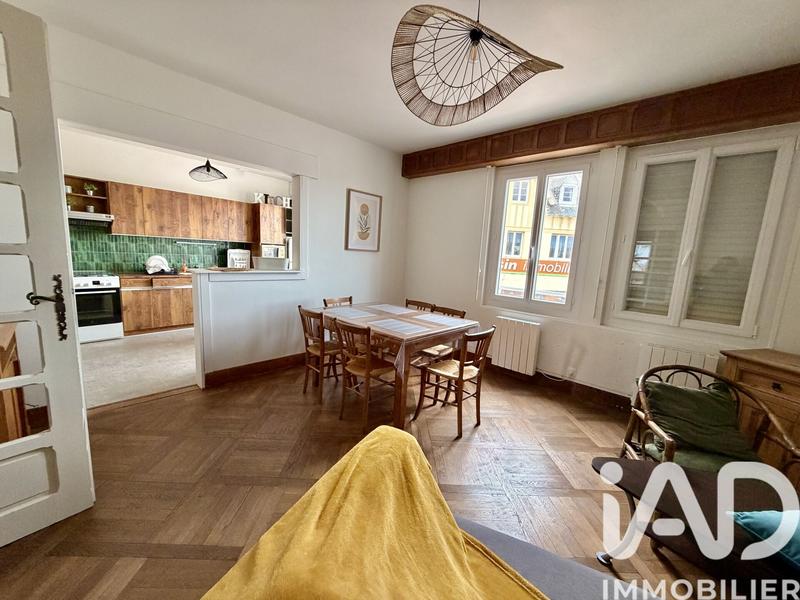 Immeuble - 200 m² - 3 pièces