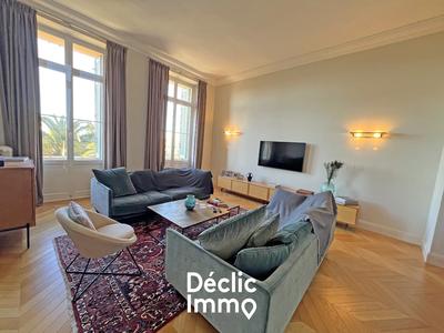 Appartement - 107 m² - 3 pièces