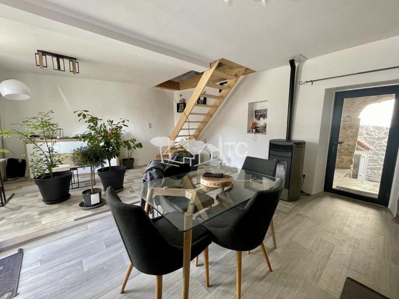 Maison en pierre - 163 m² - 4 pièces