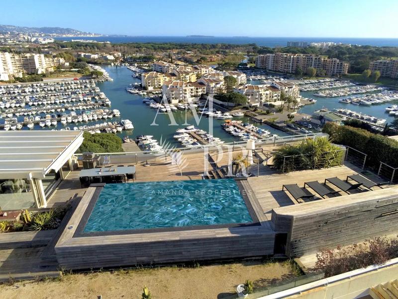 Appartement - 200 m² - 4 pièces