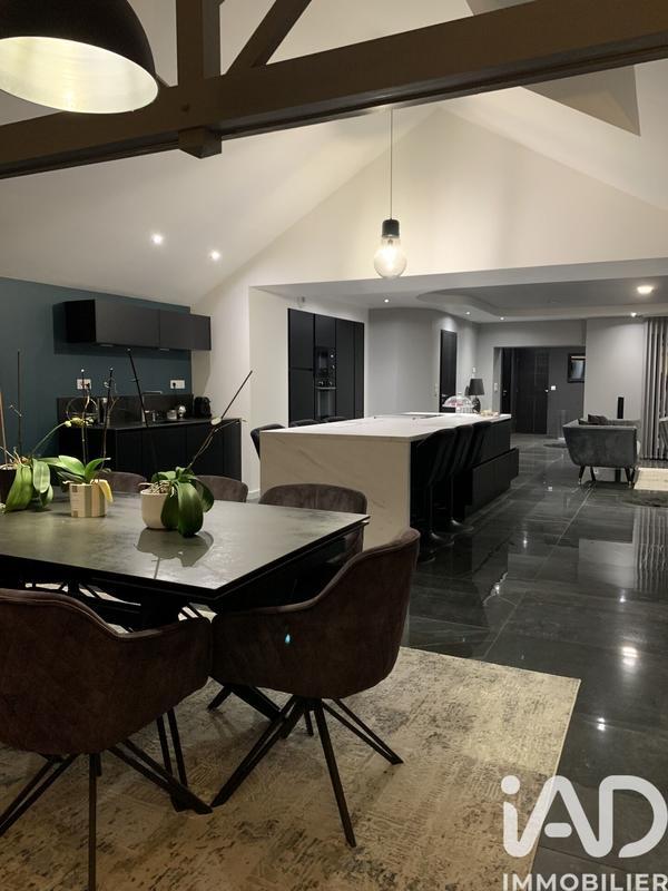 Maison de ville - 198 m² - 5 pièces