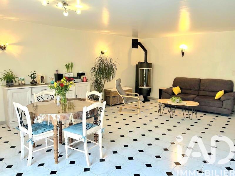 Maison - 170 m² - 8 pièces