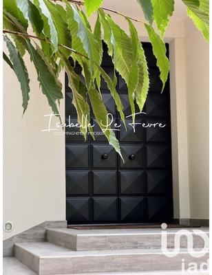 Maison de maîtres - 330 m² - 8 pièces