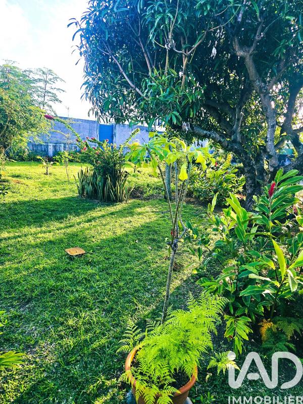 Maison - 207 m² - 5 pièces