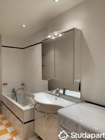 Chambre - 11 m² - 1 pièce