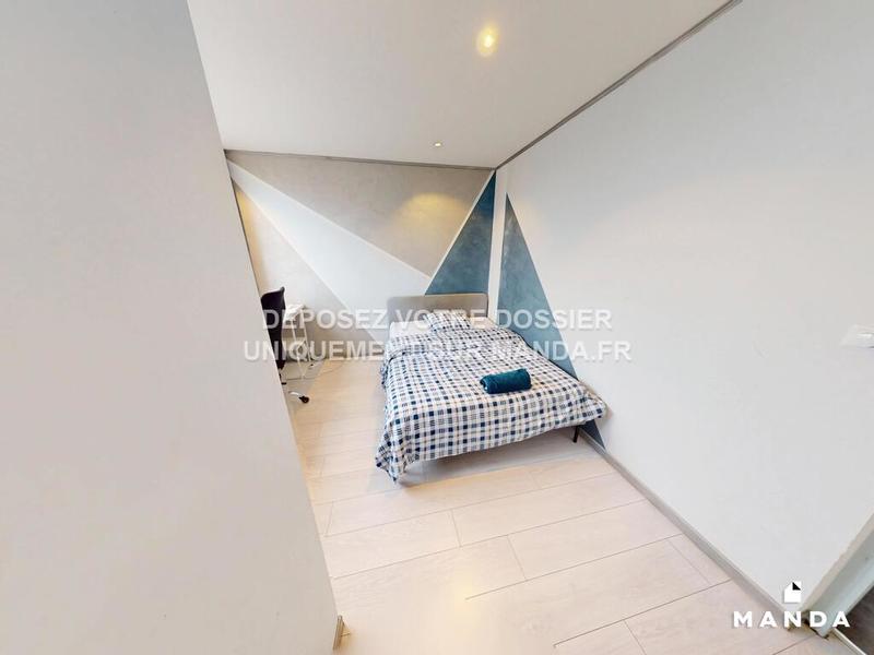 Chambre - 9 m² - 5 pièces