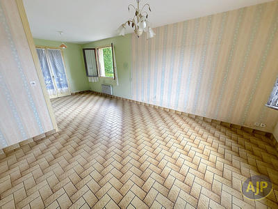 Maison - 106 m² - 6 pièces