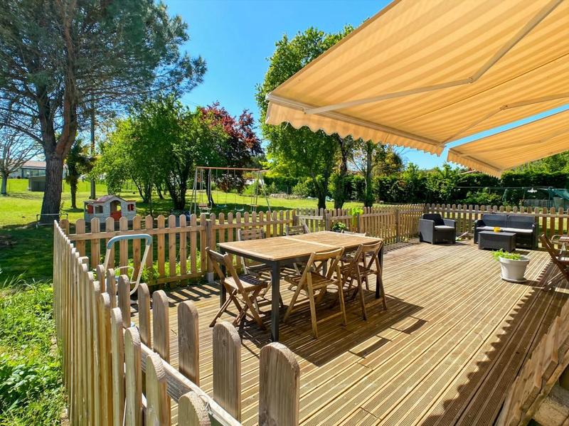 Maison - 162 m² - 6 pièces