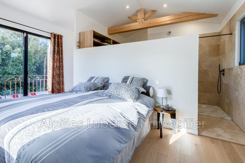 Propriété - 250 m² - 7 pièces