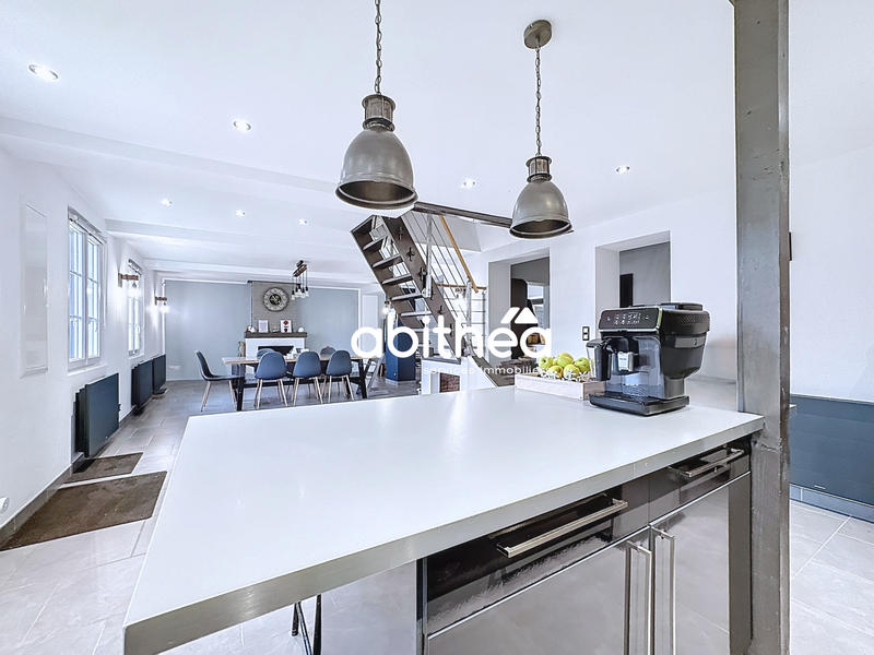 Maison - 135 m² - 7 pièces