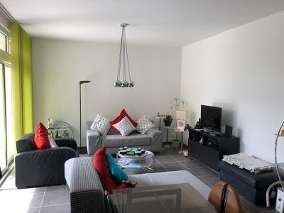 Maison - 101 m² - 4 pièces