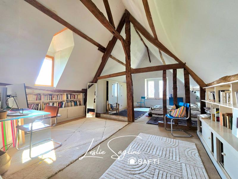 Maison - 260 m² - 9 pièces