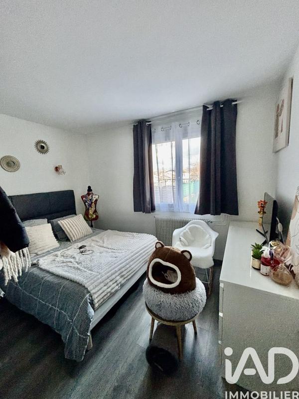 Maison - 102 m² - 4 pièces