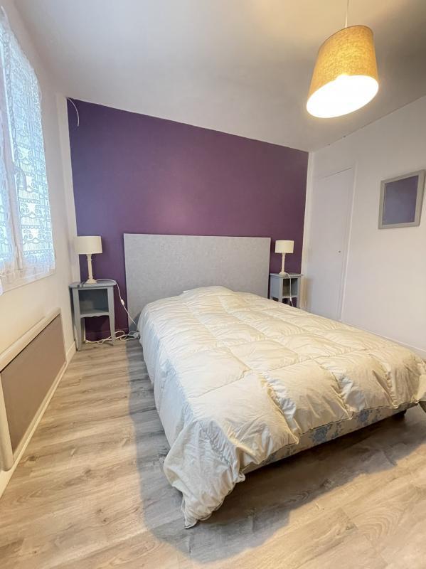 Maison - 220 m² - 9 pièces