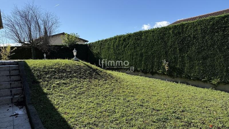 Maison - 97 m² - 5 pièces