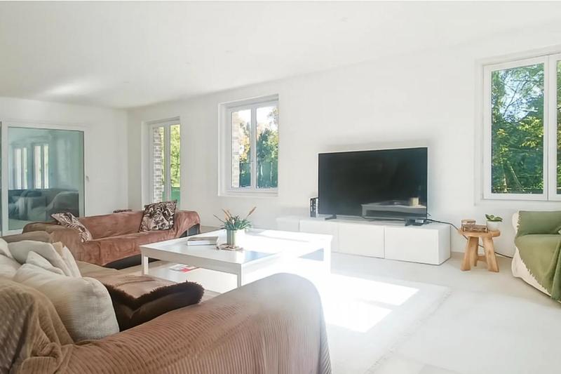 Propriété - 485 m² - 11 pièces