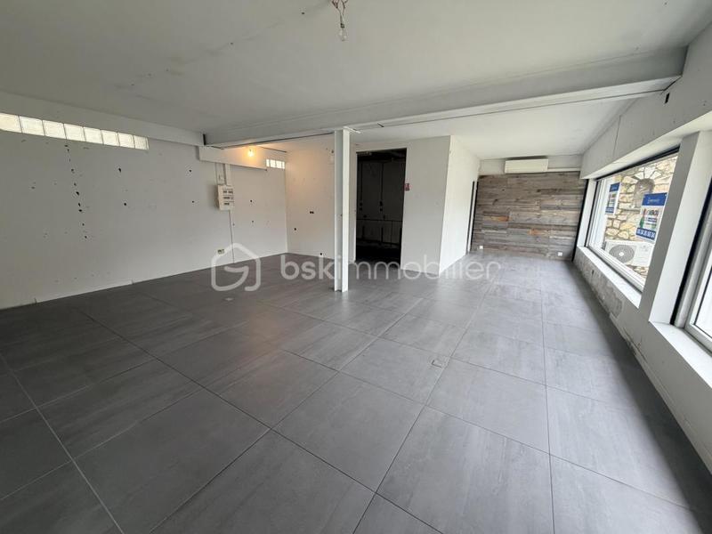 Local commercial - 65 m² - 2 pièces