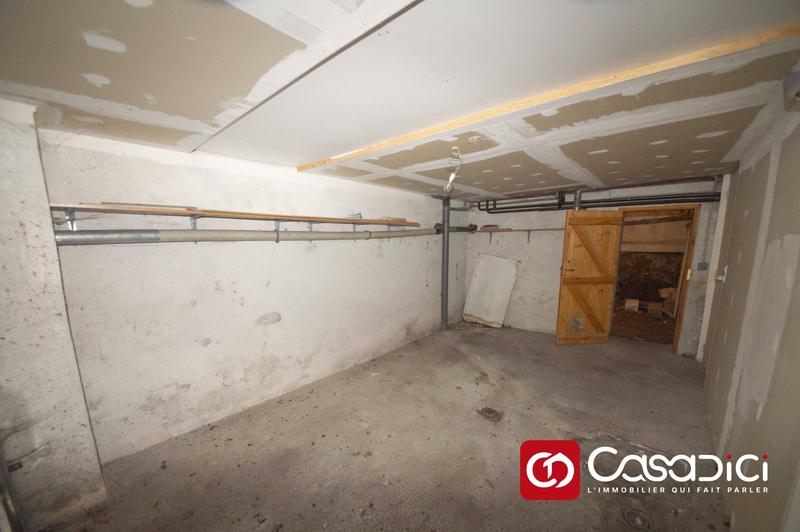 Maison - 96 m² - 5 pièces