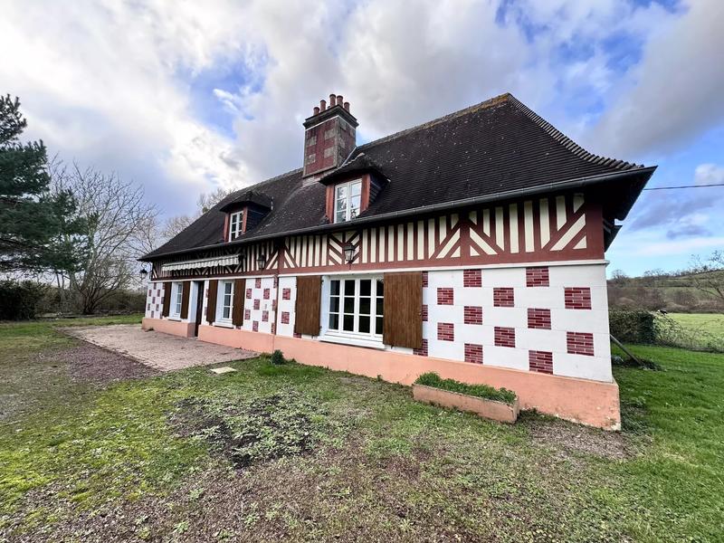 Propriété - 491 m² - 22 pièces