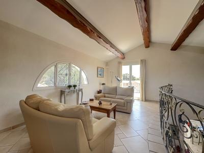 Maison - 244 m² - 8 pièces