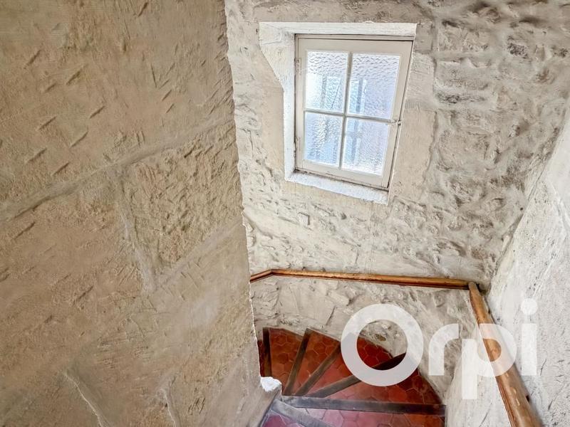 Immeuble - 203 m² - 6 pièces