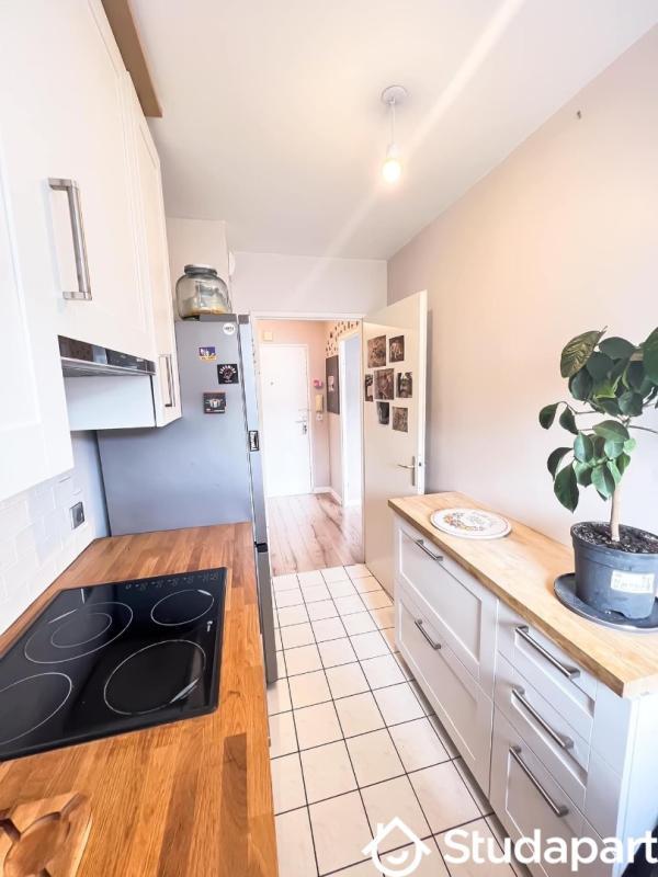 Chambre - 9 m² - 1 pièce