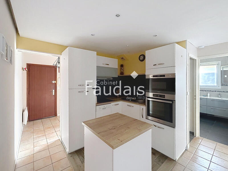 Appartement - 66 m² - 3 pièces