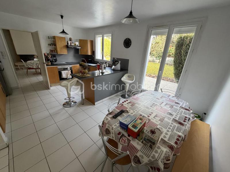 Maison - 167 m² - 7 pièces