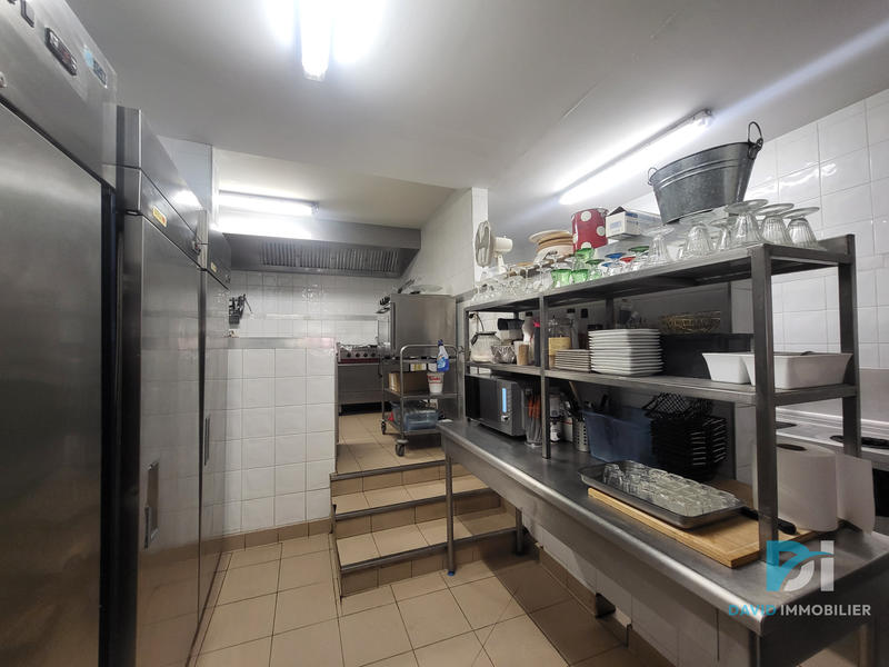 Fonds de commerce - Magasins - 140 m²