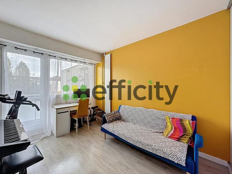 Appartement - 81 m² - 4 pièces