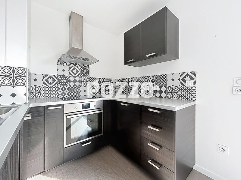 Appartement - 85 m² - 4 pièces