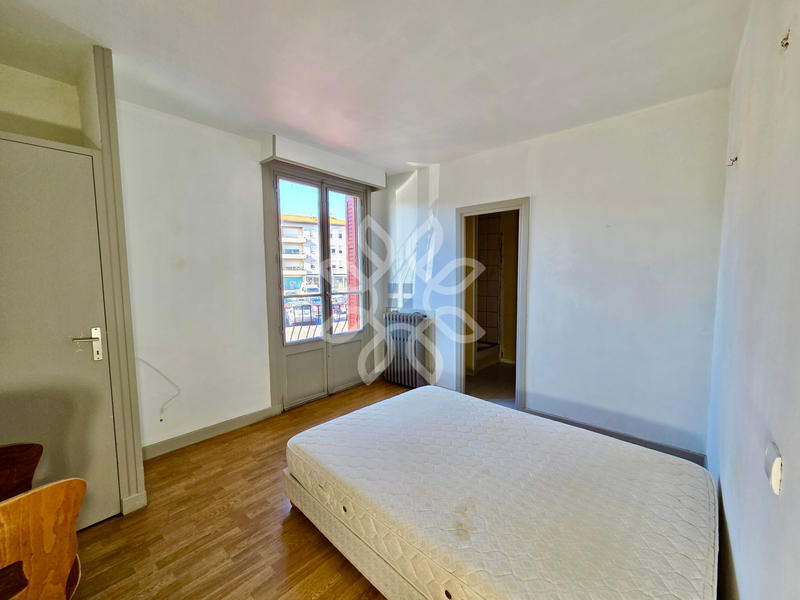 Immeuble - 305 m² - 20 pièces