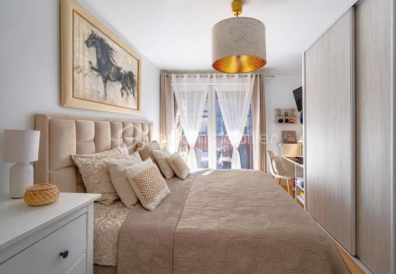 Appartement - 85 m² - 4 pièces