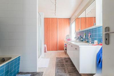 Maison - 183 m² - 7 pièces