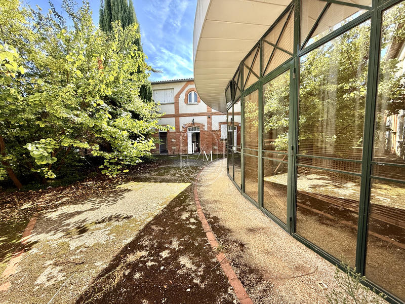 Maison - 296 m² - 10 pièces