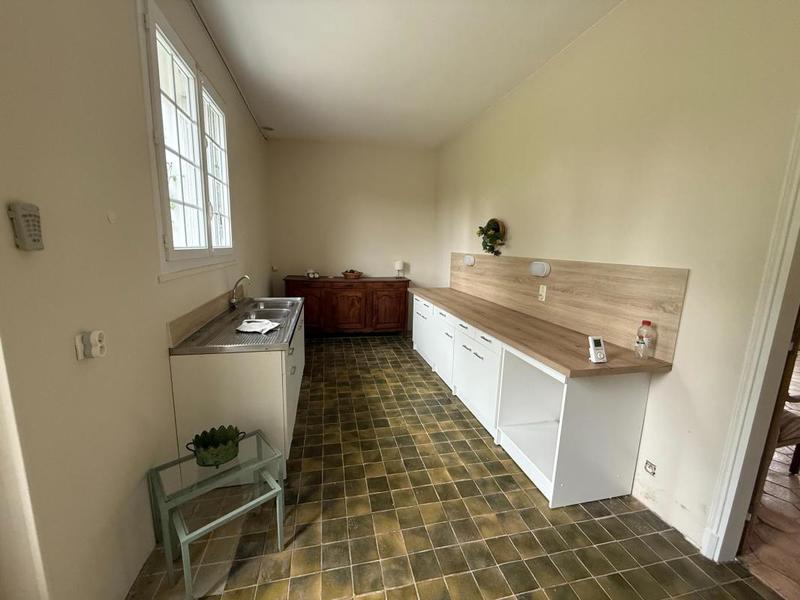 Maison - 200 m² - 6 pièces