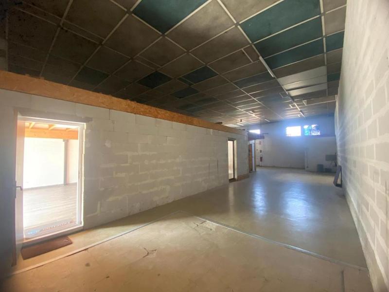 Local commercial - 168 m²