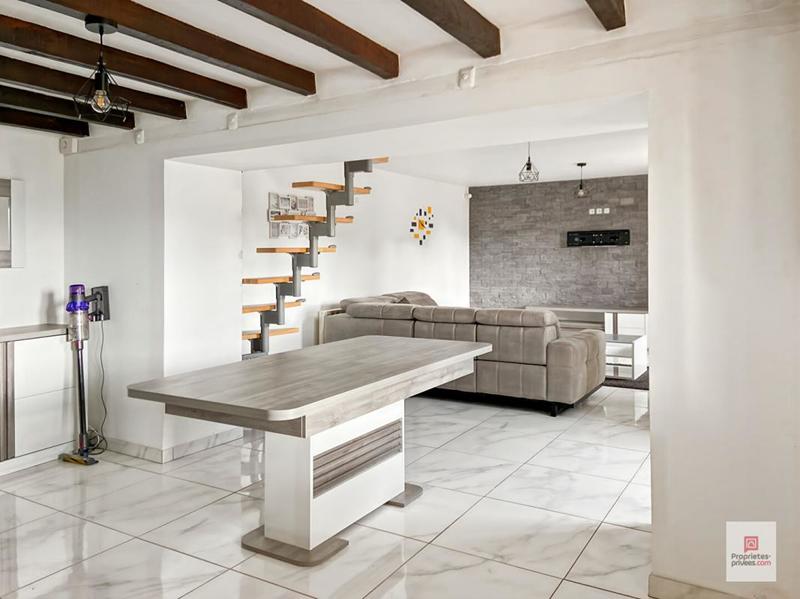 Maison - 96 m² - 4 pièces