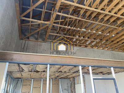 Local d'activités - 205 m²