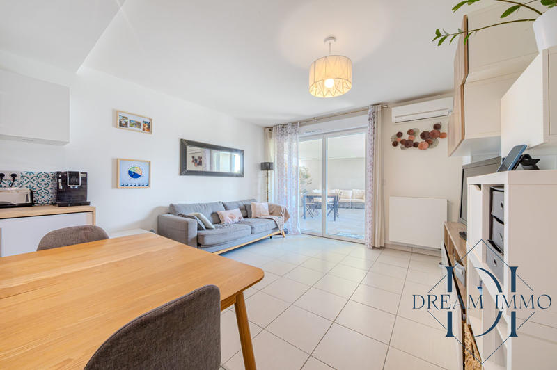 Appartement - 77 m² - 4 pièces