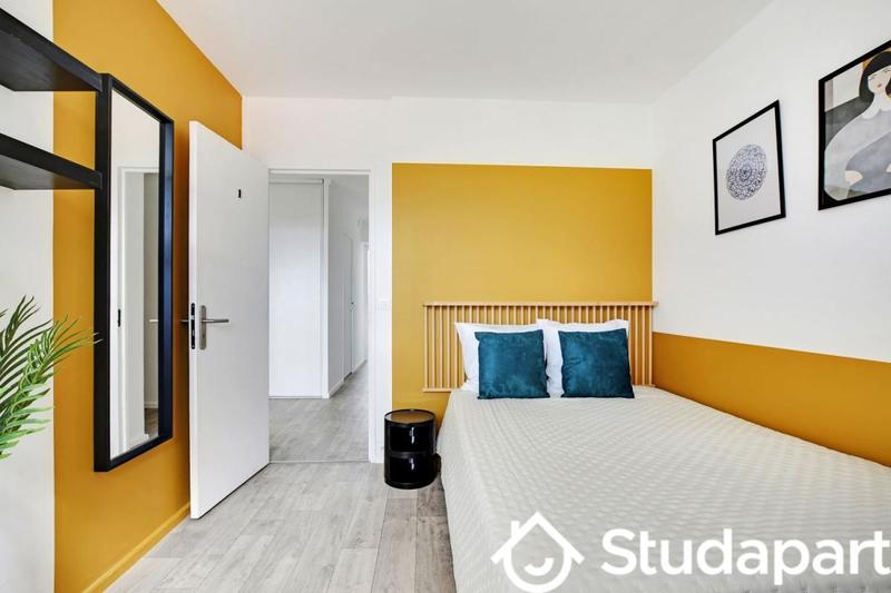 Chambre - 10 m² - 1 pièce