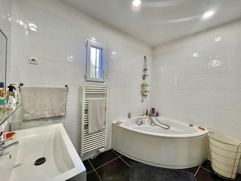 Villa - 148 m² - 5 pièces